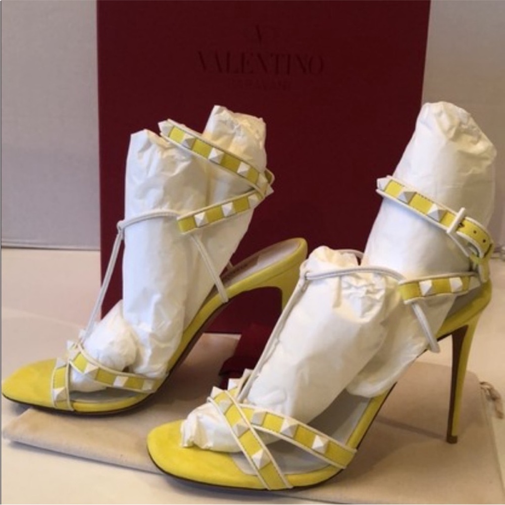 🔥🔥🔥100% Authentic Valentino High Heels - Picture 6 of 10